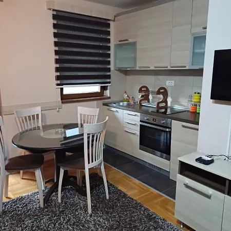 Apartment Ristic *